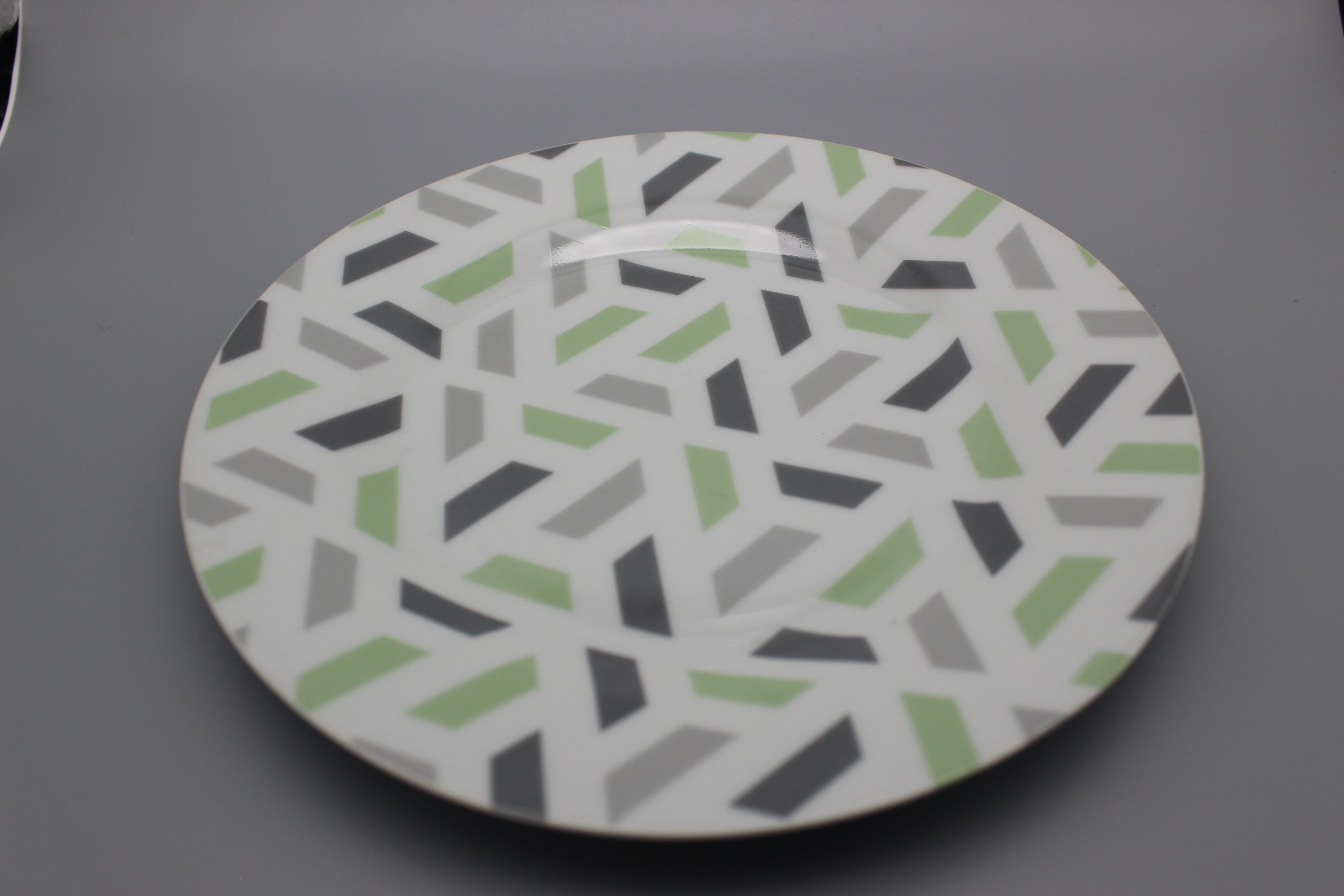 Dishware-Salad Plates, 7.5in, Assorted styles