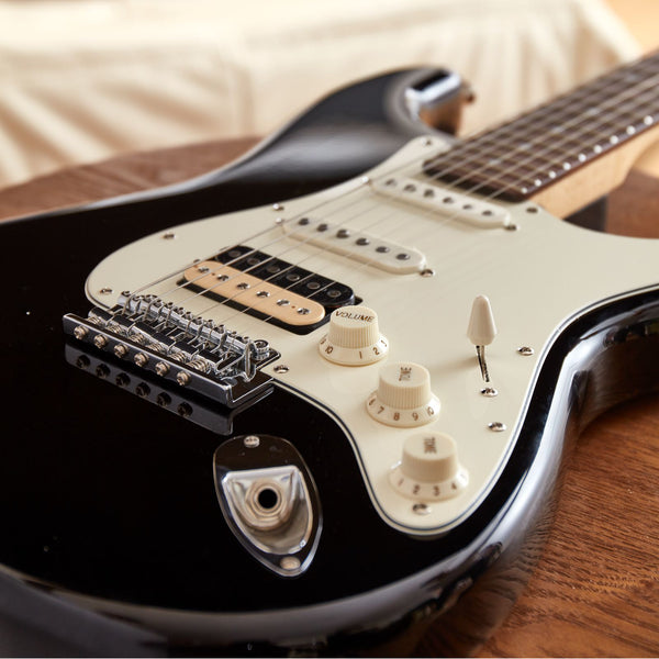 Donner DST-400 Full-Size S-Style ST Electric Guitar Kit Seeker Series Solid Alder Body H-S-S Pickup for Intermediate & Pro Players